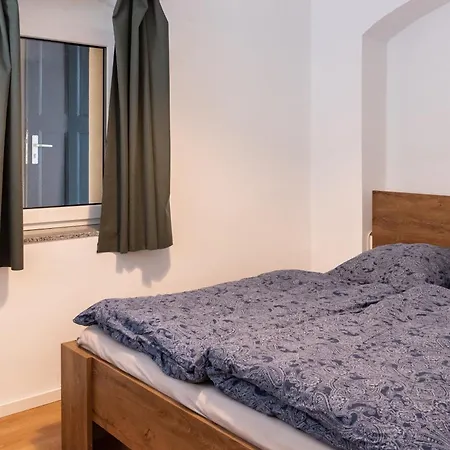 Apartment Gewoelbewohnung Mit Terrasse *