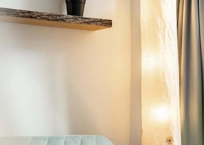 Gewoelbewohnung Mit Terrasse